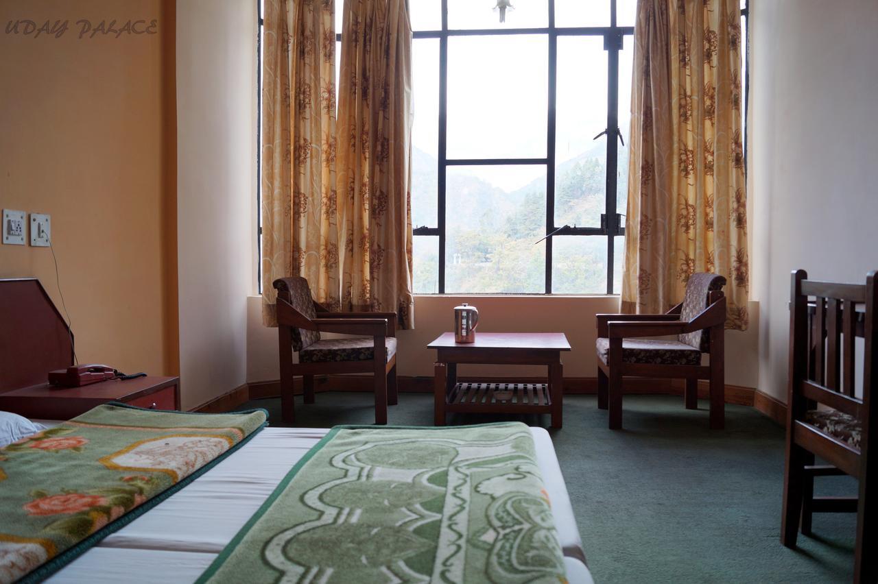 Hotel Uday Palace Pipalkoti Kültér fotó