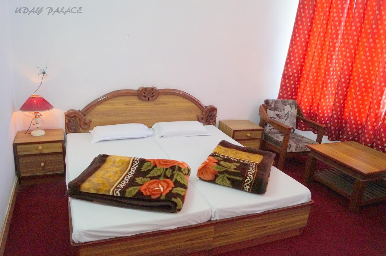 Hotel Uday Palace Pipalkoti Kültér fotó