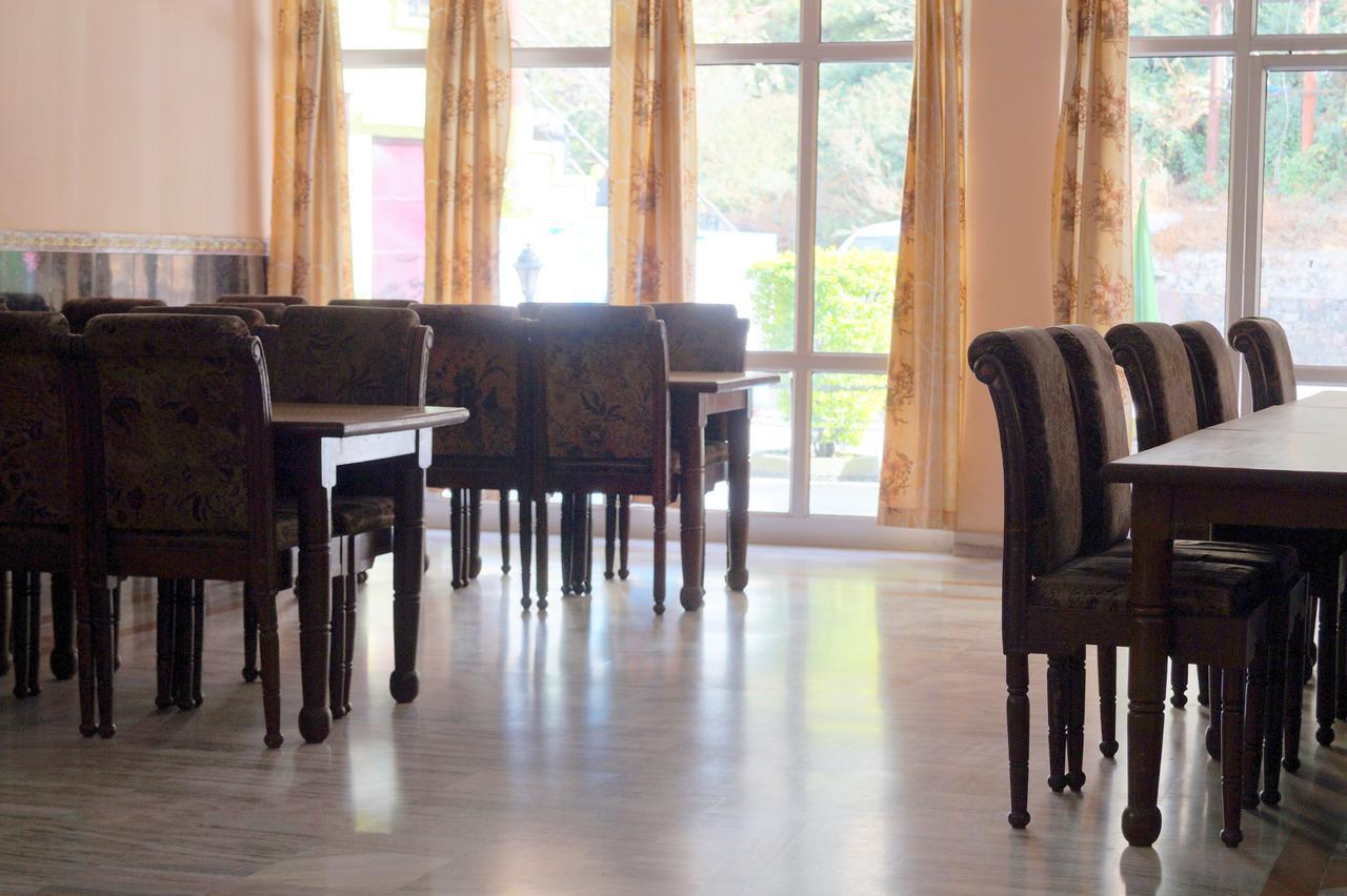 Hotel Uday Palace Pipalkoti Kültér fotó