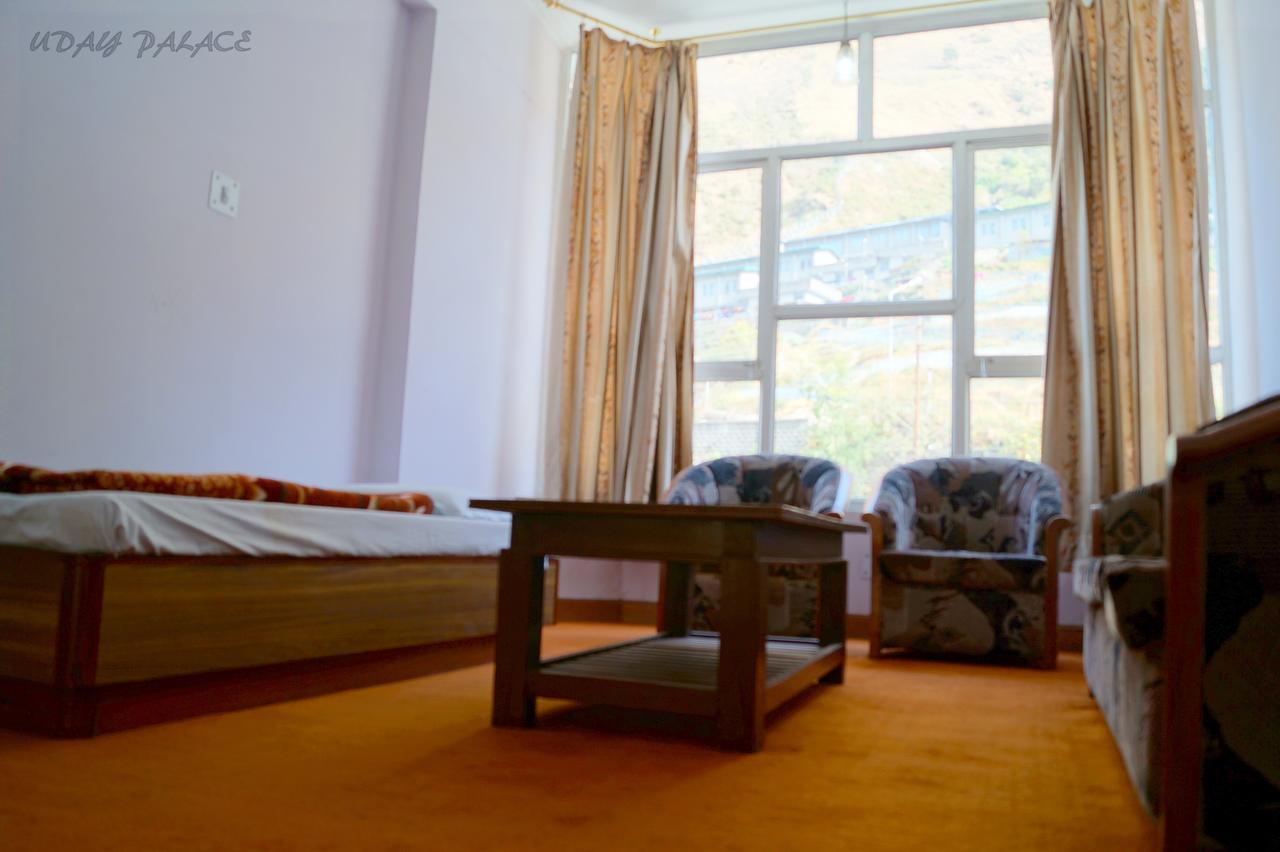 Hotel Uday Palace Pipalkoti Kültér fotó